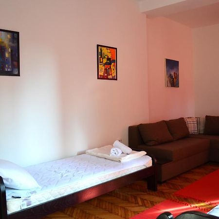 Apartmants Night Lux Ni Chambre photo